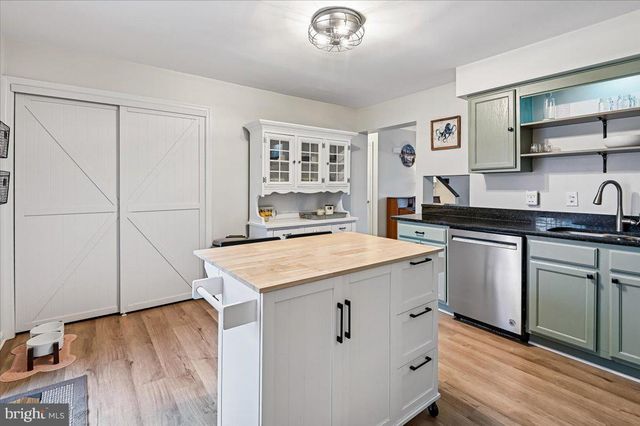 5191 SPRING AVE, Shady Side, MD 20764