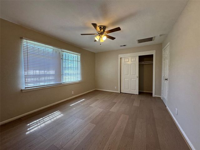 5125 Ricky Street, Houston, TX 77033