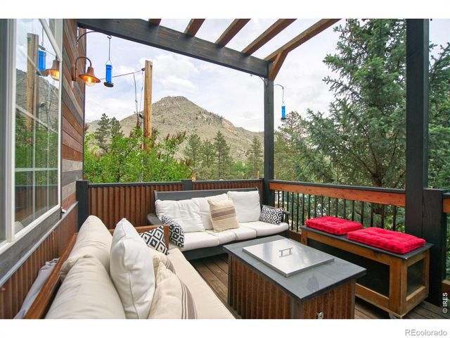 57 Falls Creek Drive, Bellvue, CO 80512