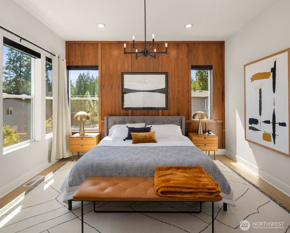 7803 NE 123rd Court, Kirkland, WA 98034