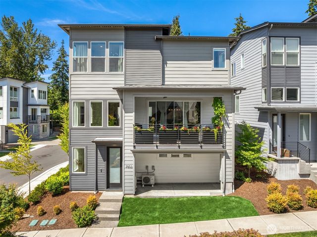 7803 NE 123rd Court, Kirkland, WA 98034