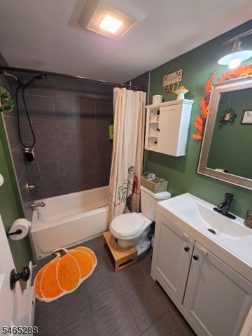 507 Tahama Rd, Vernon Twp., NJ 07422
