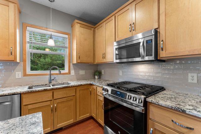 3124 128th Avenue NE, Blaine, MN 55449
