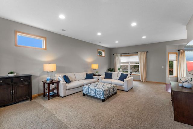 3124 128th Avenue NE, Blaine, MN 55449
