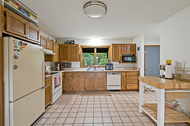 19977 Keystone Avenue N, Forest Lake, MN 55025
