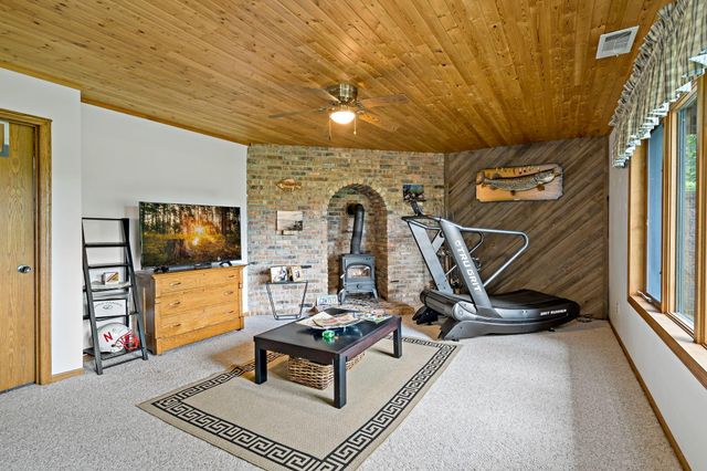19977 Keystone Avenue N, Forest Lake, MN 55025