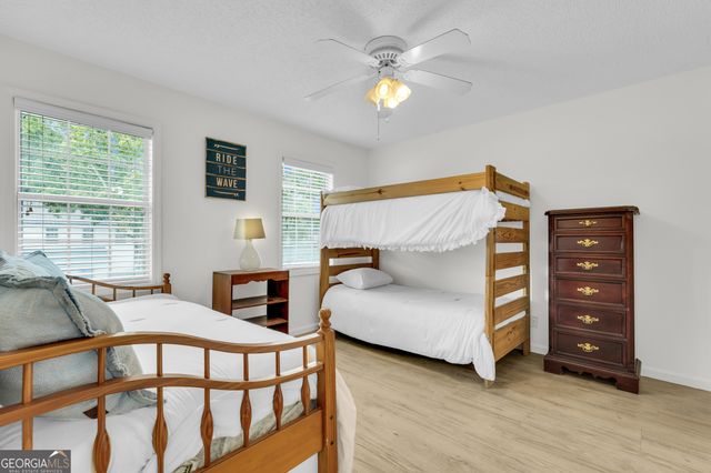 114 S Island Square Drive, St. Simons, GA 31522