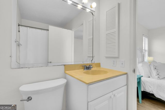 114 S Island Square Drive, St. Simons, GA 31522