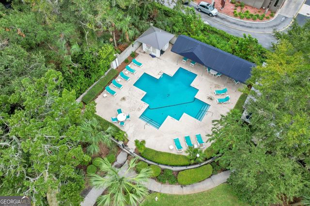 114 S Island Square Drive, St. Simons, GA 31522