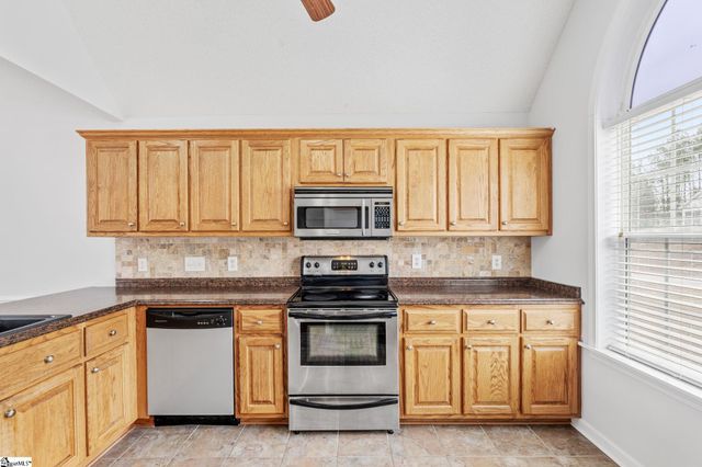 101 Oak Leaf Court, Pickens, SC 29671