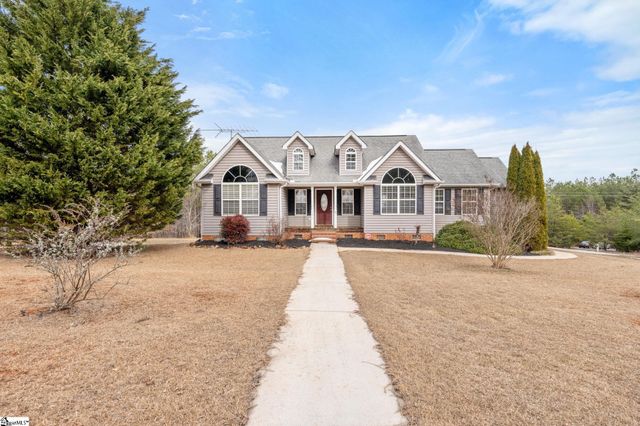 101 Oak Leaf Court, Pickens, SC 29671