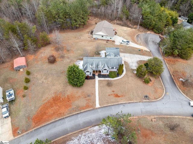 101 Oak Leaf Court, Pickens, SC 29671