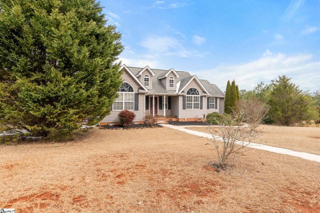 101 Oak Leaf Court, Pickens, SC 29671