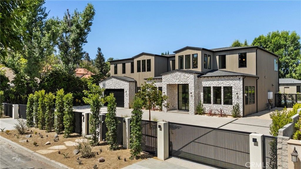 5421 Bothwell, Tarzana, CA 91356 — photo 2