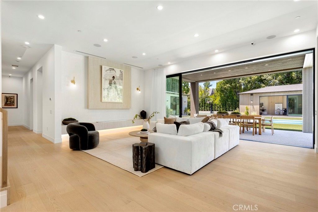 5421 Bothwell, Tarzana, CA 91356 — photo 4