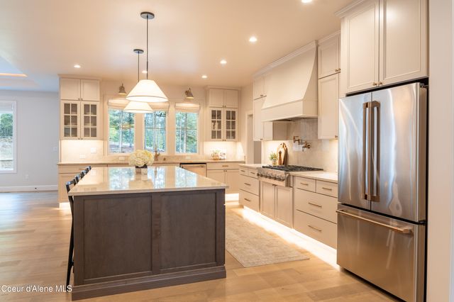 287 Mesa DR, Athol, ID 83801