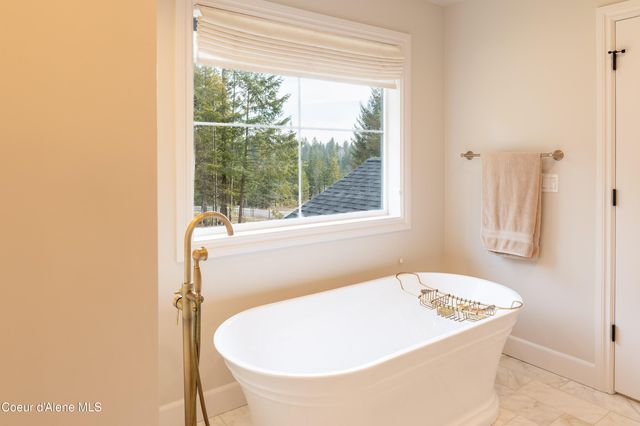 287 Mesa DR, Athol, ID 83801