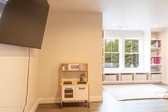 287 Mesa DR, Athol, ID 83801