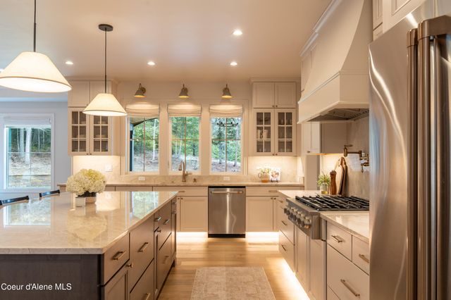 287 Mesa DR, Athol, ID 83801