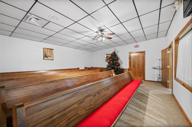 1400 W Locust Street, Stilwell, OK 74960