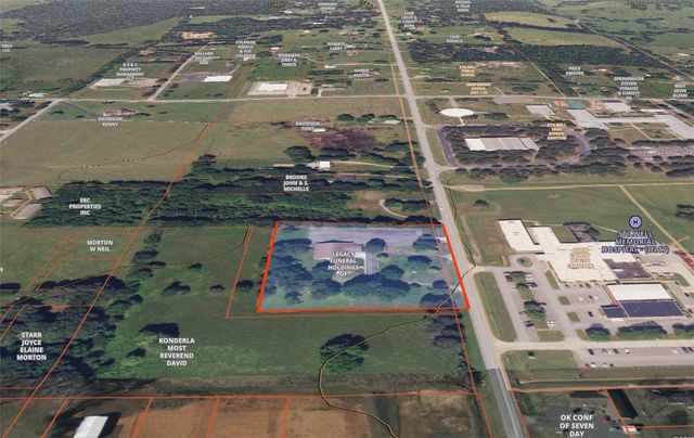 1400 W Locust Street, Stilwell, OK 74960