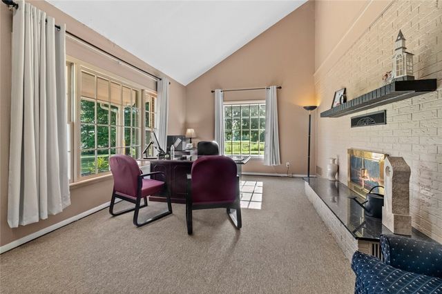 1400 W Locust Street, Stilwell, OK 74960