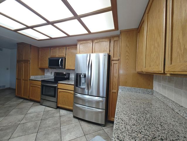 505 Broderick Ave, Modesto, CA 95350