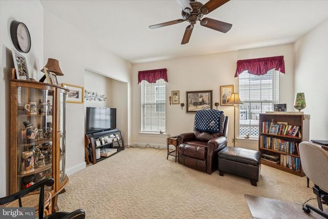 400 LANTERN LN, Kennett Square, PA 19348