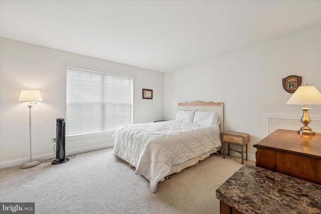 400 LANTERN LN, Kennett Square, PA 19348