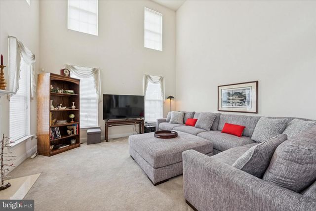 400 LANTERN LN, Kennett Square, PA 19348