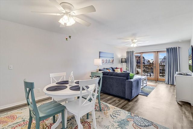 5973 State Highway 361 206, Port Aransas, TX 78373