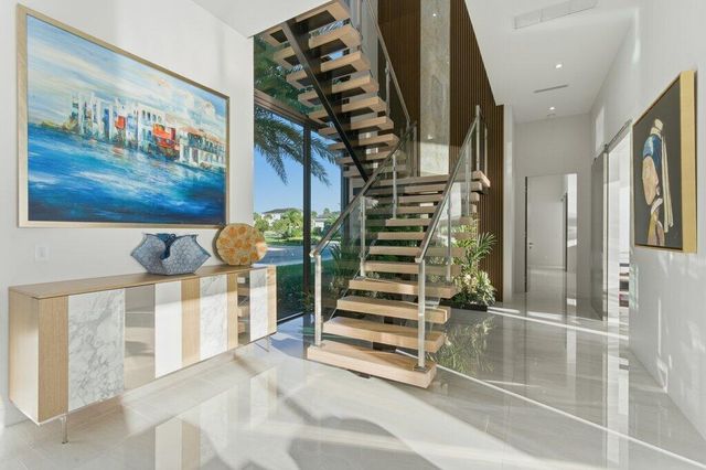 1271 NE Langford Lane, Jensen Beach, FL 34957