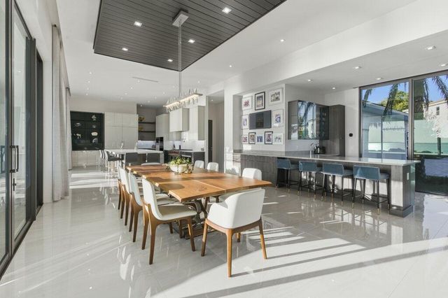 1271 NE Langford Lane, Jensen Beach, FL 34957