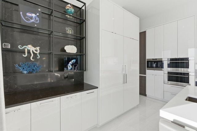 1271 NE Langford Lane, Jensen Beach, FL 34957