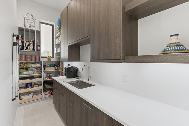 1271 NE Langford Lane, Jensen Beach, FL 34957