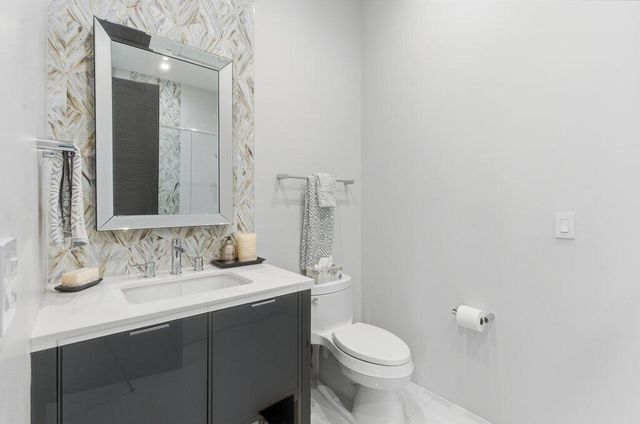 1271 NE Langford Lane, Jensen Beach, FL 34957