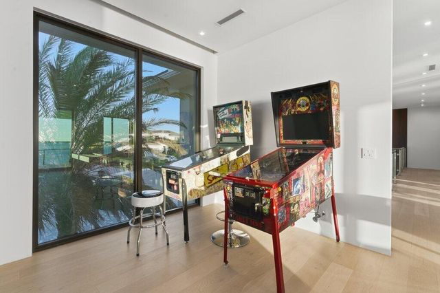 1271 NE Langford Lane, Jensen Beach, FL 34957