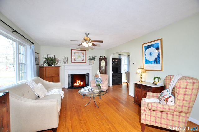 15 Stillman Road, Bloomfield, CT 06002