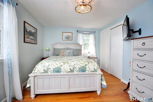 15 Stillman Road, Bloomfield, CT 06002