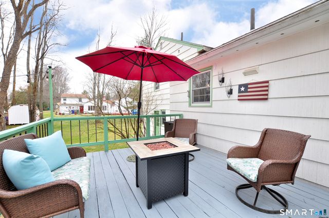 15 Stillman Road, Bloomfield, CT 06002