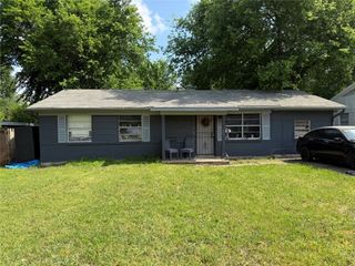 824 Cleardale Drive, Dallas, TX 75232