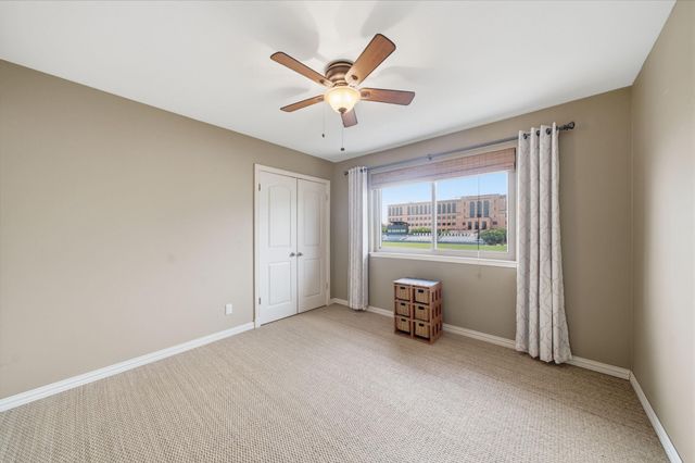 6485 Bayou Glen Road 6485, Houston, TX 77057