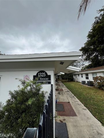 1325 NE 5th Terrace 2, Fort Lauderdale, FL 33304