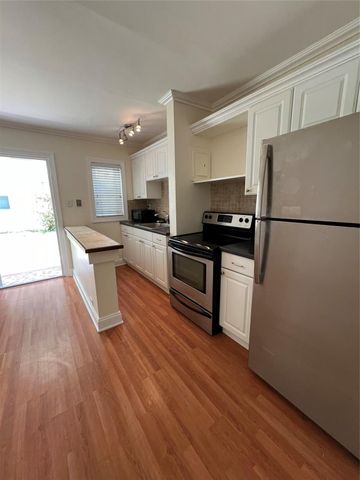 1325 NE 5th Terrace 2, Fort Lauderdale, FL 33304