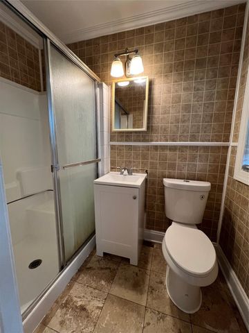 1325 NE 5th Terrace 2, Fort Lauderdale, FL 33304