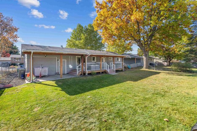 19215 E Valleyway Ave, Spokane Valley, WA 99016