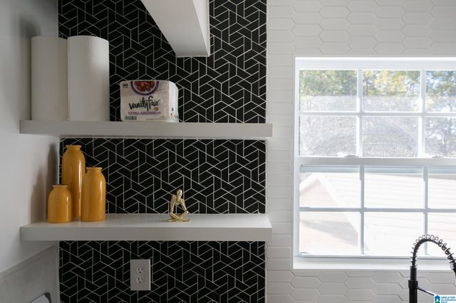 1712 34TH PLACE, Birmingham, AL 35234