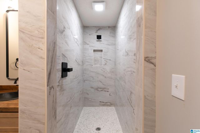 1712 34TH PLACE, Birmingham, AL 35234