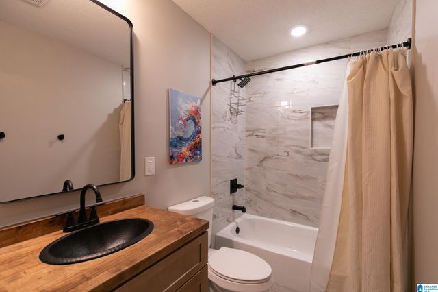 1712 34TH PLACE, Birmingham, AL 35234