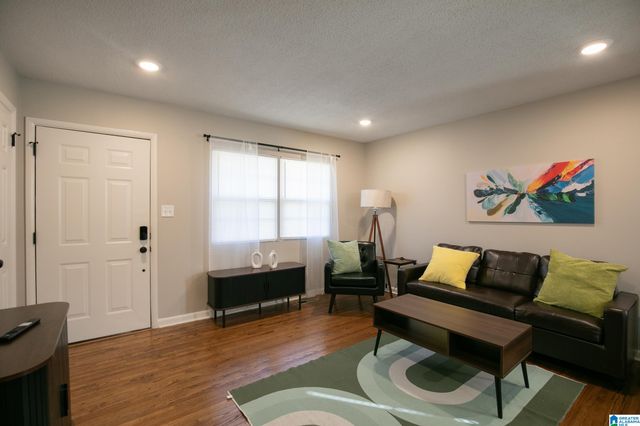 1712 34TH PLACE, Birmingham, AL 35234